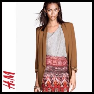 H&M Red Patterned Mini Skirt